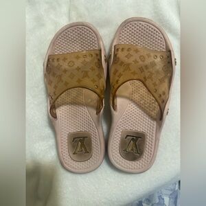 Authentic LV Bom Dia Slides